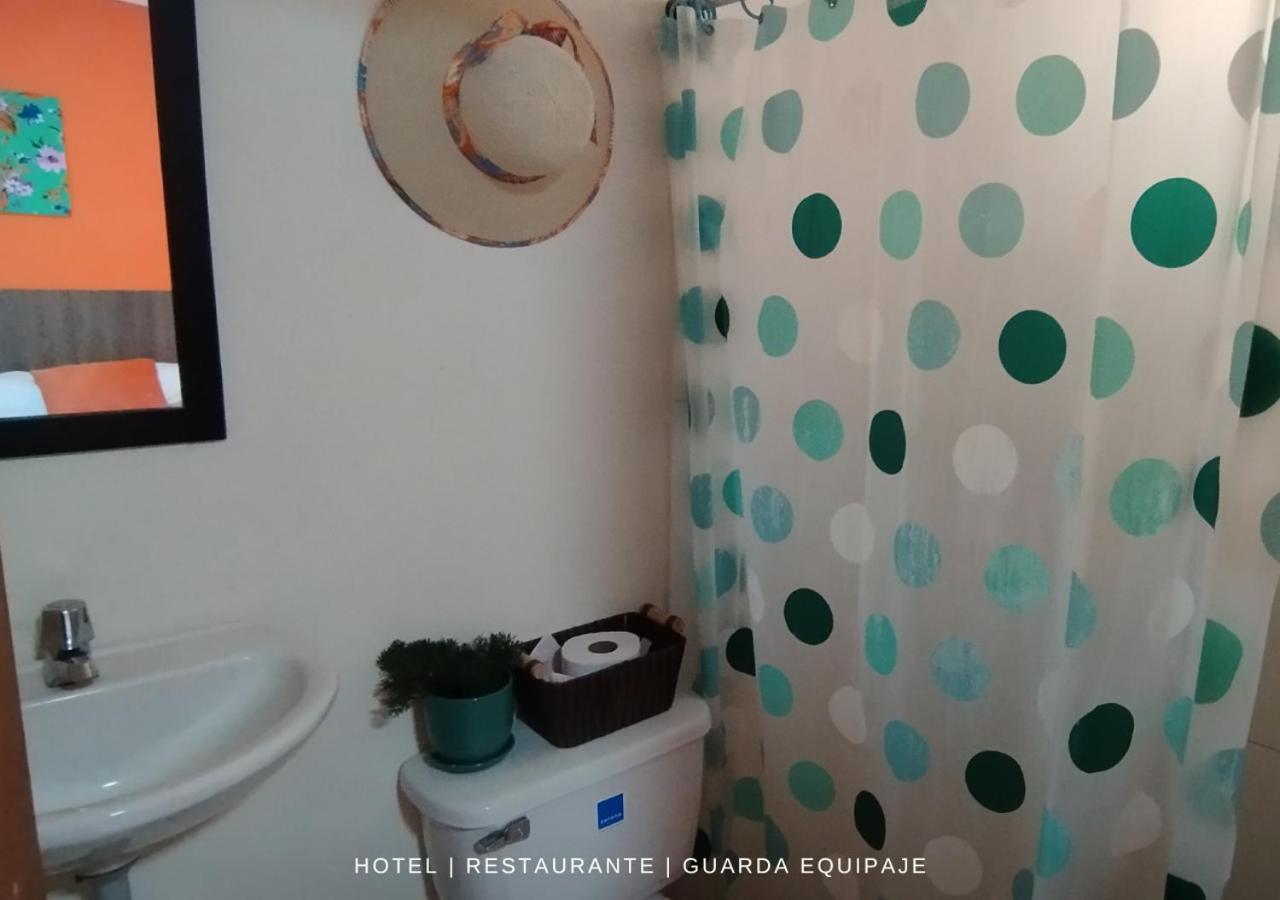 Hotel 4 Manzanas Σάντα Μάρτα Εξωτερικό φωτογραφία