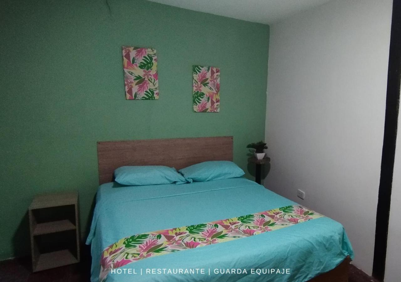 Hotel 4 Manzanas Σάντα Μάρτα Εξωτερικό φωτογραφία